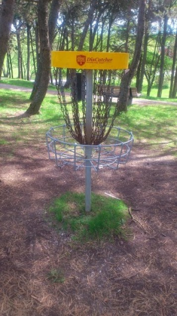 En god del parker har frisbee golf.